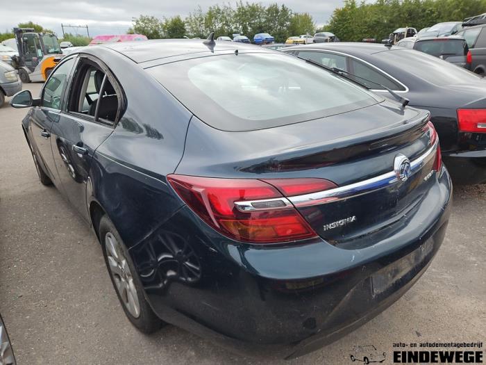 Opel Insignia 2.0 CDTI 16V 140 ecoFLEX Skrotfordon (2015, GROEN)