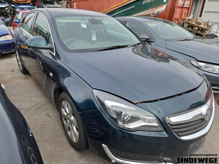 Opel Insignia 2.0 CDTI 16V 140 ecoFLEX Skrotfordon (2015, GROEN)