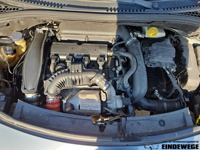 Citroen DS3 1.6 16V VTS THP Vehículo de desguace (2011, Gris)
