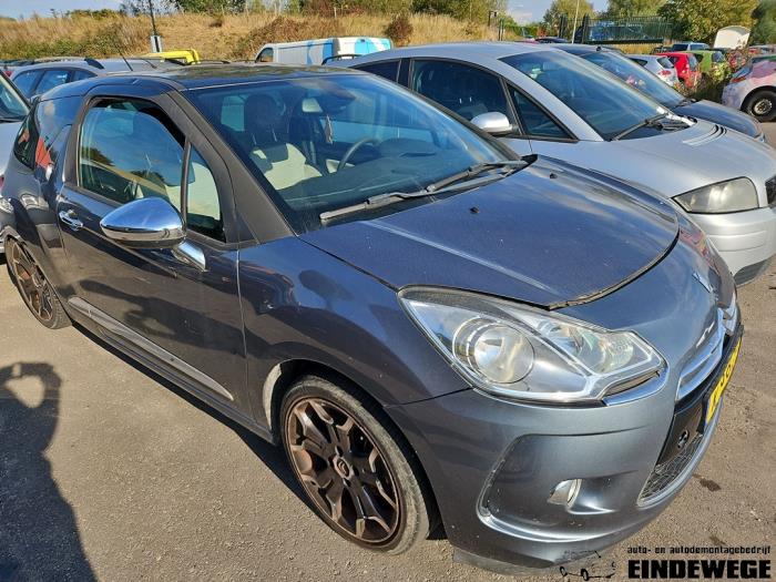 Citroen DS3 1.6 16V VTS THP Vehículo de desguace (2011, Gris)