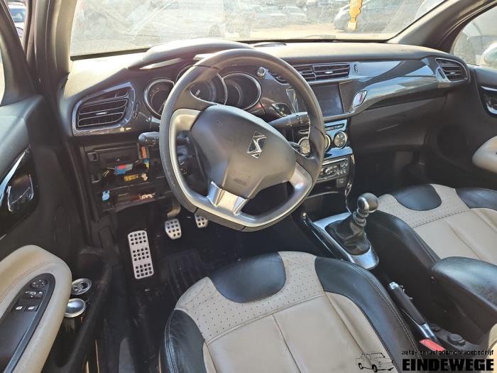 Citroen DS3 1.6 16V VTS THP Vehículo de desguace (2011, Gris)