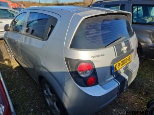 Chevrolet Aveo 1.2 16V Épave (2012, Gris)