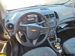 Chevrolet Aveo 1.2 16V Épave (2012, Gris)