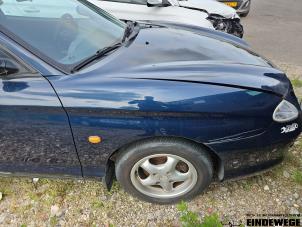 Hyundai Coupe 2.0i 16V Épave (2002, Bleu)