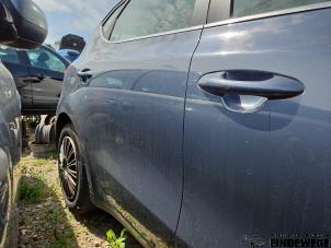 Kia Cee'd 1.6 GDI 16V Épave (2013, Bleu)