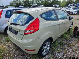 Ford Fiesta 6 1.4 TDCi Vehículo de desguace (2009, Beige)