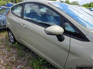 Ford Fiesta 6 1.4 TDCi Vehículo de desguace (2009, Beige)