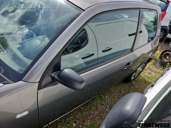 Seat Arosa 1.0 MPi Vehículo de desguace (2002, Gris)