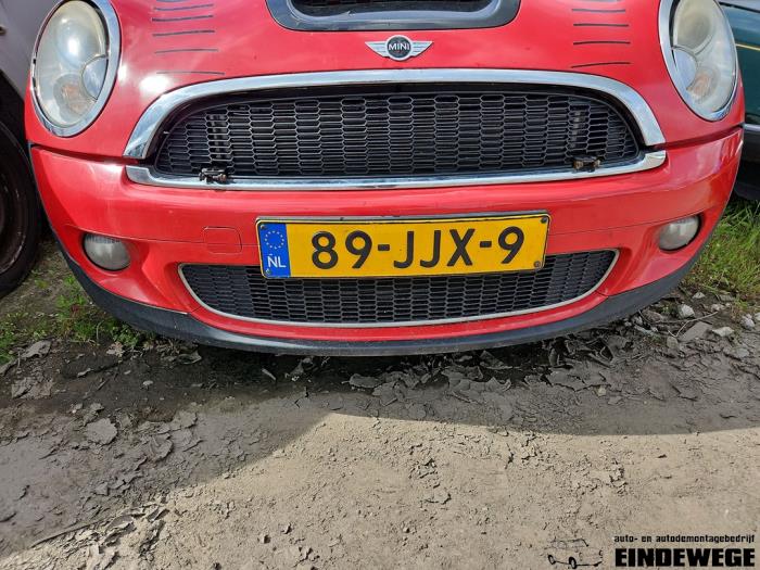 Mini Mini 1.6 16V Cooper S Vehículo de desguace (2007, Rojo, Negro)
