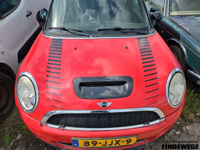 Mini Mini 1.6 16V Cooper S Vehículo de desguace (2007, Rojo, Negro)