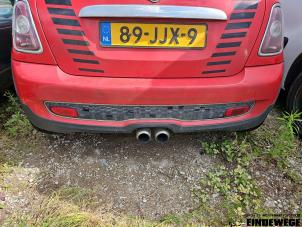 Mini Mini 1.6 16V Cooper S Vehículo de desguace (2007, Rojo, Negro)