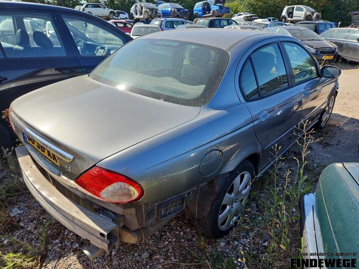 Jaguar X-type 2.5 V6 24V Vehículo de desguace (2005, Gris)