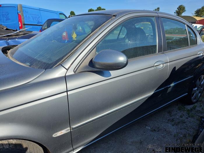 Jaguar X-type 2.5 V6 24V Vehículo de desguace (2005, Gris)