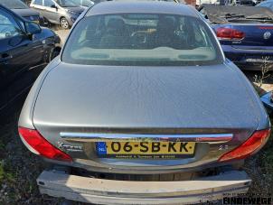 Jaguar X-type 2.5 V6 24V Vehículo de desguace (2005, Gris)