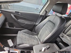 Volkswagen Passat Variant 3.2 FSI V6 32V 4Motion Vehículo de desguace (2006, Gris)