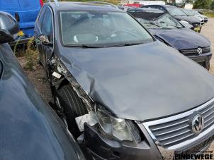 Volkswagen Passat Variant 3.2 FSI V6 32V 4Motion Vehículo de desguace (2006, Gris)