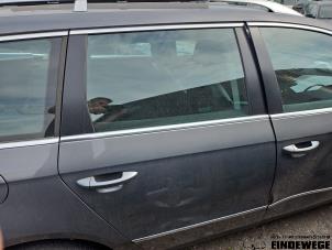 Volkswagen Passat Variant 3.2 FSI V6 32V 4Motion Vehículo de desguace (2006, Gris)