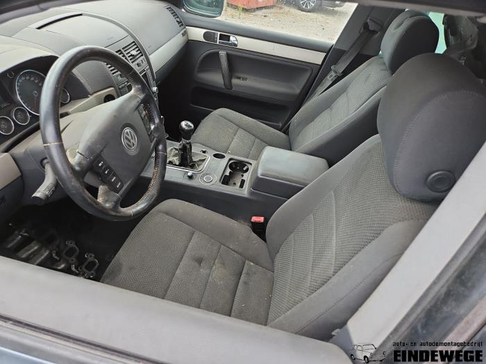 Volkswagen Touareg 2.5 TDI R5 Vehículo de desguace (2005, Gris)
