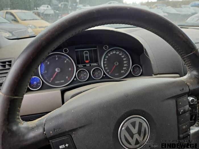 Volkswagen Touareg 2.5 TDI R5 Vehículo de desguace (2005, Gris)