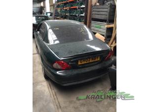 Jaguar X-type 2.1 V6 24V Épave (2002, Vert)