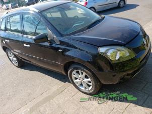 Renault Koleos I 2.5 16V Épave (2008, Noir)