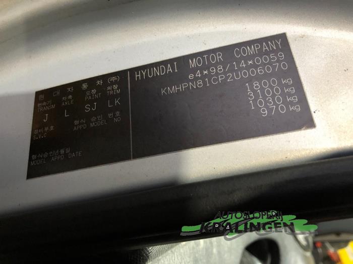 Hyundai Matrix 1.6 16V Épave (2001, Gris)