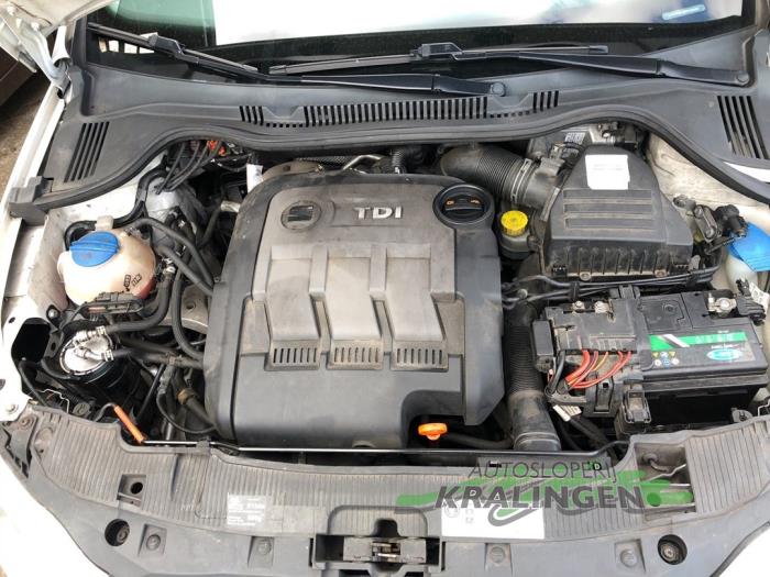 Seat Ibiza IV 1.2 TDI Ecomotive Samochód uszkodzony (2010, Bialy)