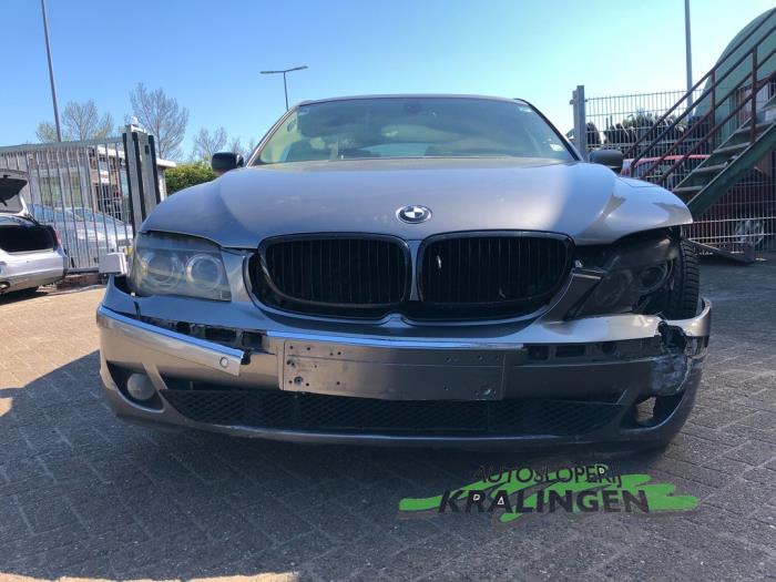 BMW 7 serie 730d 24V Épave (2005, Gris)