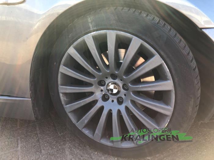 BMW 7 serie 730d 24V Épave (2005, Gris)