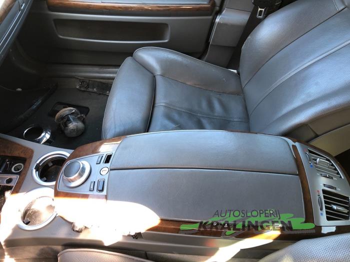 BMW 7 serie 730d 24V Épave (2005, Gris)
