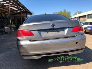 BMW 7 serie 730d 24V Épave (2005, Gris)