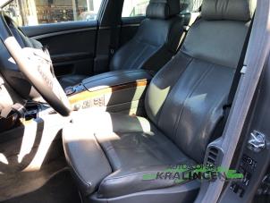 BMW 7 serie 730d 24V Épave (2005, Gris)