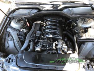 BMW 7 serie 730d 24V Épave (2005, Gris)