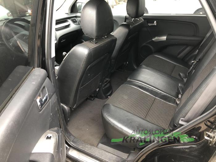Kia Sportage 2.0 CVVT 16V 4x2 Voiture accidentée (2006, Noir)