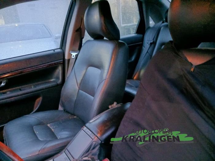 Volvo S80 2.9 SE 24V Samochód złomowany (2000, Czarny)