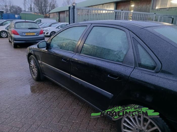 Volvo S80 2.9 SE 24V Samochód złomowany (2000, Czarny)