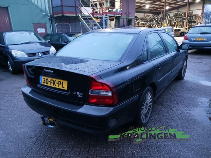 Volvo S80 2.9 SE 24V Samochód złomowany (2000, Czarny)