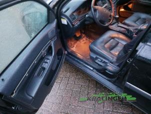 Volvo S80 2.9 SE 24V Samochód złomowany (2000, Czarny)
