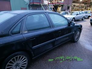 Volvo S80 2.9 SE 24V Samochód złomowany (2000, Czarny)