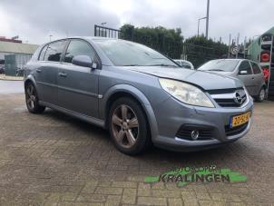 Opel Signum 2.2 direct 16V  (Rozbiórka)
