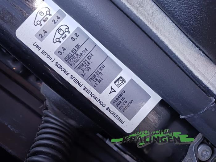 Citroen C4 Grand Picasso 1.6 16V THP 155 Skadat fordon (2012, ZWART)