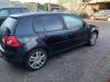 Volkswagen Golf V 2.0 FSI 16V Samochód złomowany (2005, Czarny)