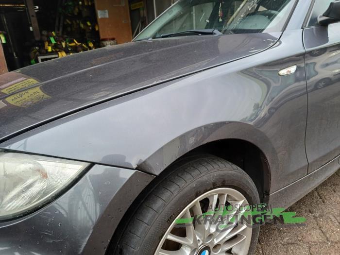 BMW 1 serie 116i 1.6 16V Schrottauto (2008, Grau)