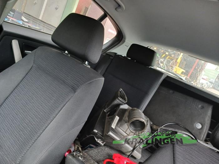 BMW 1 serie 116i 1.6 16V Schrottauto (2008, Grau)