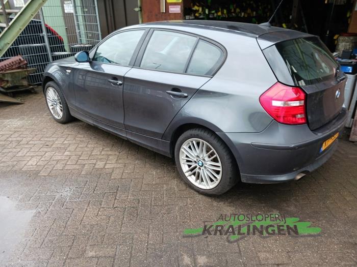 BMW 1 serie 116i 1.6 16V Schrottauto (2008, Grau)