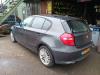 BMW 1 serie 116i 1.6 16V Schrottauto (2008, Grau)