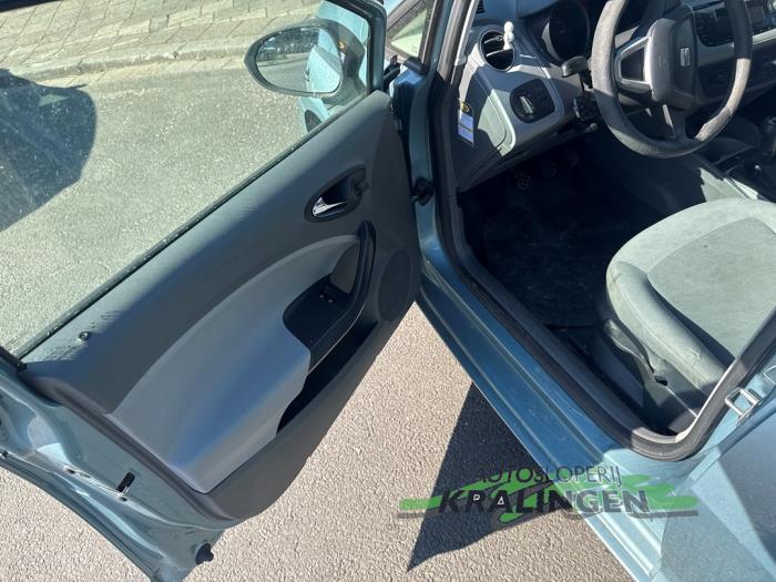 Seat Ibiza IV SC 1.2 12V Épave (2009, Bleu)