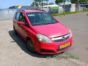 Opel Zafira 1.6 16V  (Accidentée)