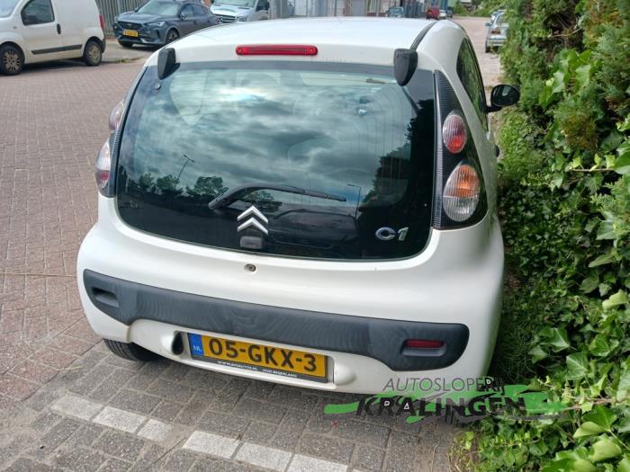 Citroen C1 1.0 12V Épave (2008, Blanc)