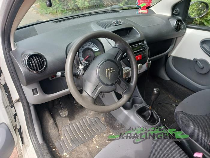 Citroen C1 1.0 12V Épave (2008, Blanc)